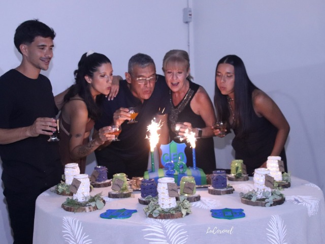 Embajadores celebr� sus 20 a�os con una gran cena